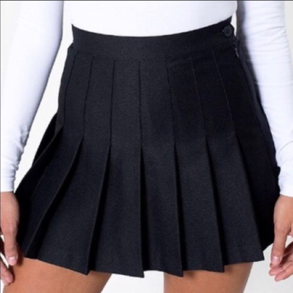 Black American Apparel Pleated skirt